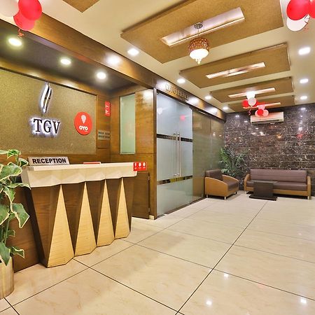 Oyo 13253 The Grand Vinayak Hotel Ahmedabad Luaran gambar