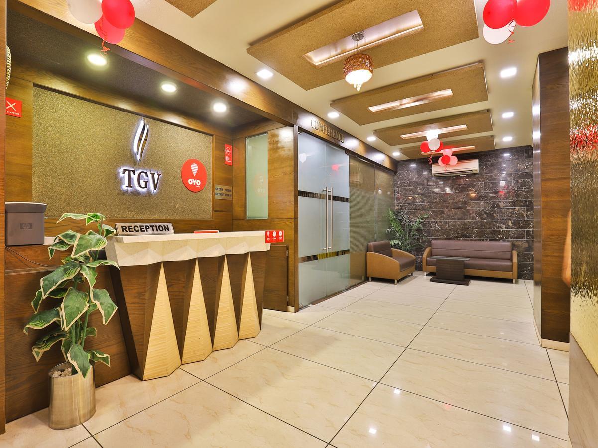 Oyo 13253 The Grand Vinayak Hotel Ahmedabad Luaran gambar